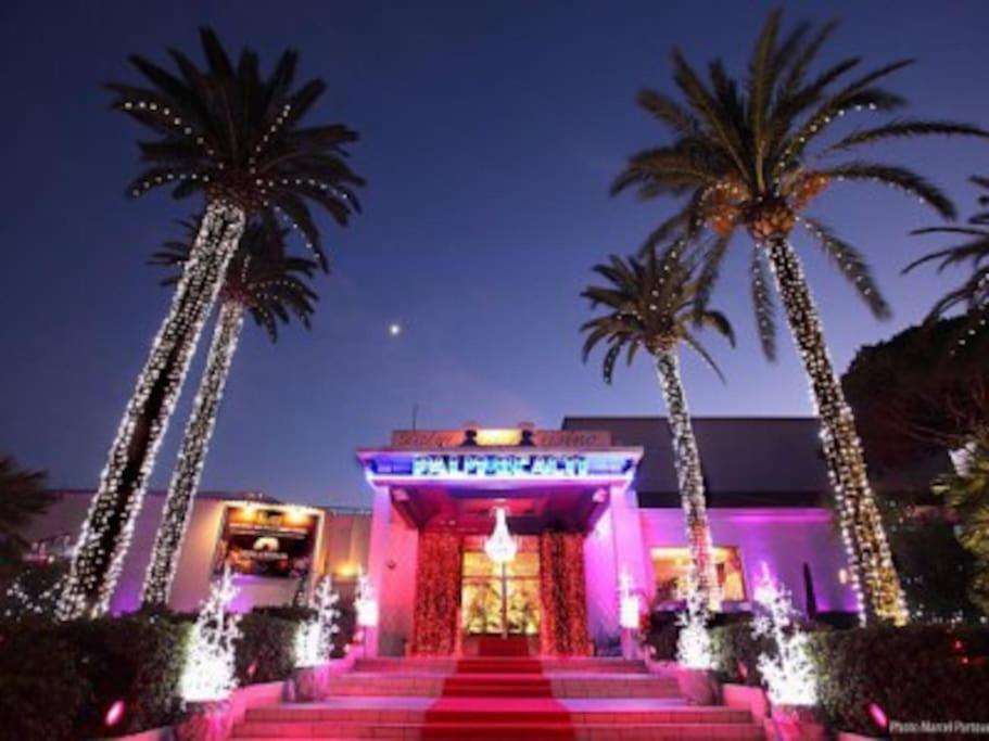 Cannes Palm Beach Parking, Clim, Wifi Plage 2' A Pieds المظهر الخارجي الصورة